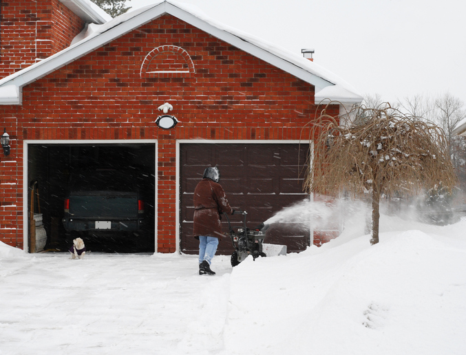 Ways Cold Weather Affects Your Garage Door